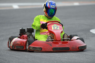 No.12「Team IRC Racing」