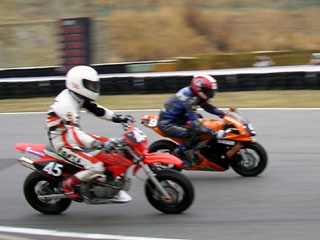 ２０１１Ｋ－ＭＡＸ　＆　ＭＳＡ　耐久ロードレース　開幕戦