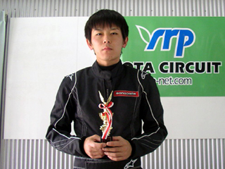 優勝　鈴木　重隆　選手