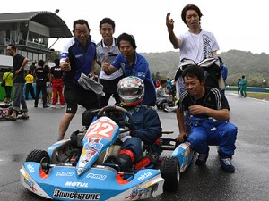2014幸田GOカート24時間耐久イベント<br>No.22「TARGET RACING」のみなさん