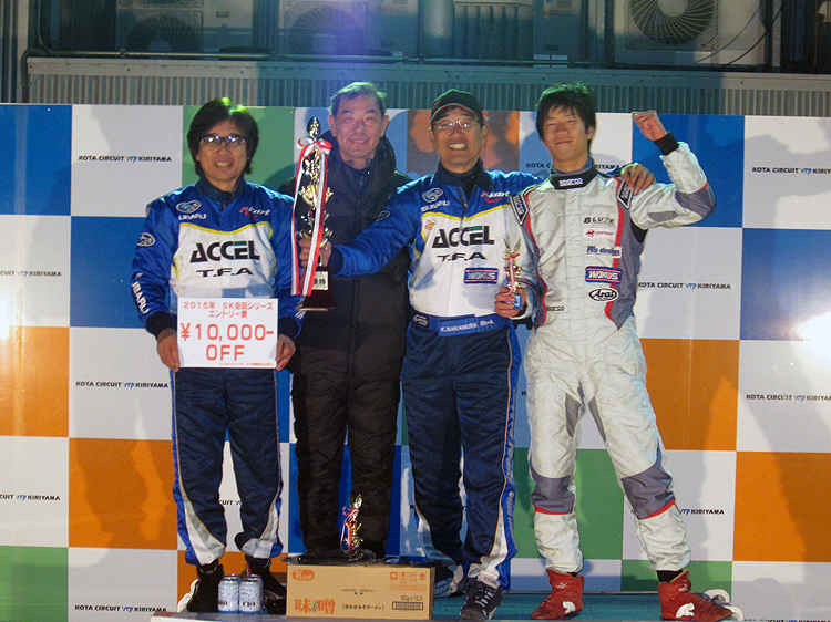 2014幸田スポーツカート耐久イベント　シリーズチャンピオン「racer racer」のみなさん