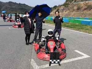2015幸田レンタルカート耐久レース　第2戦　「Van Buren 超新星」のみなさん