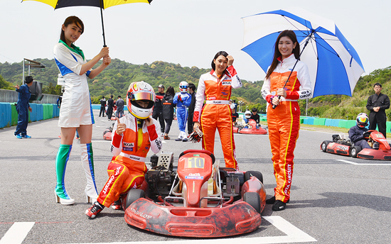 ２０１６年幸田耐久シリーズ　第３戦　「ガールズレーシングクラブ幸田」のみなさん