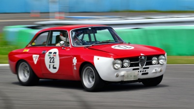 アルファロメオ2000GTV